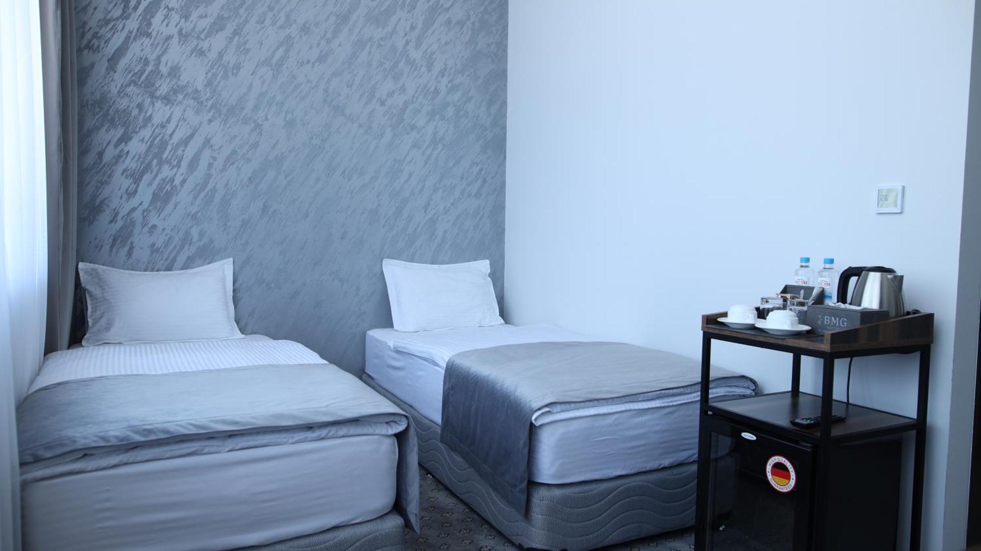Bmg Hotel By Grigoryans Group Goris Eksteriør billede