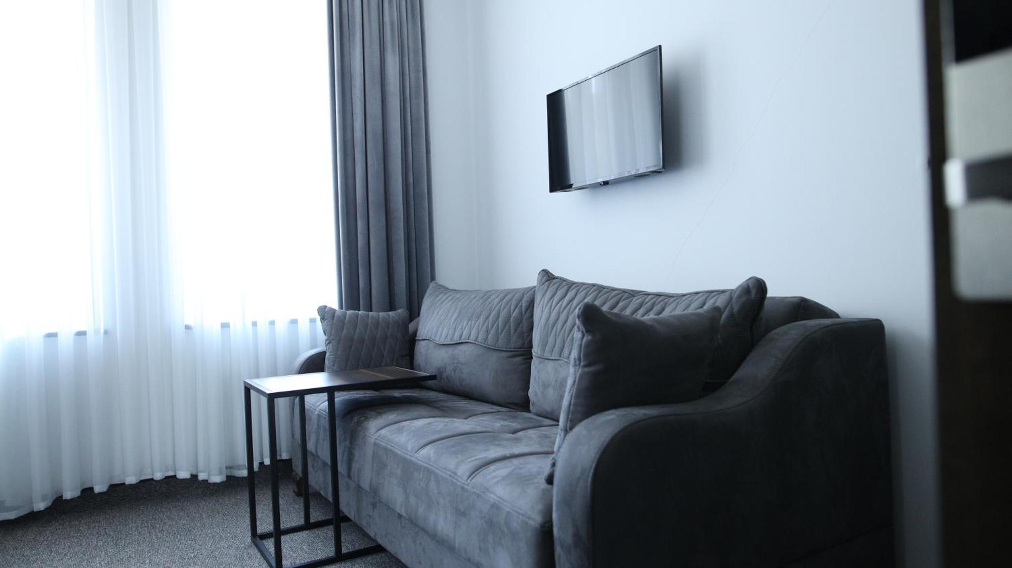 Bmg Hotel By Grigoryans Group Goris Eksteriør billede