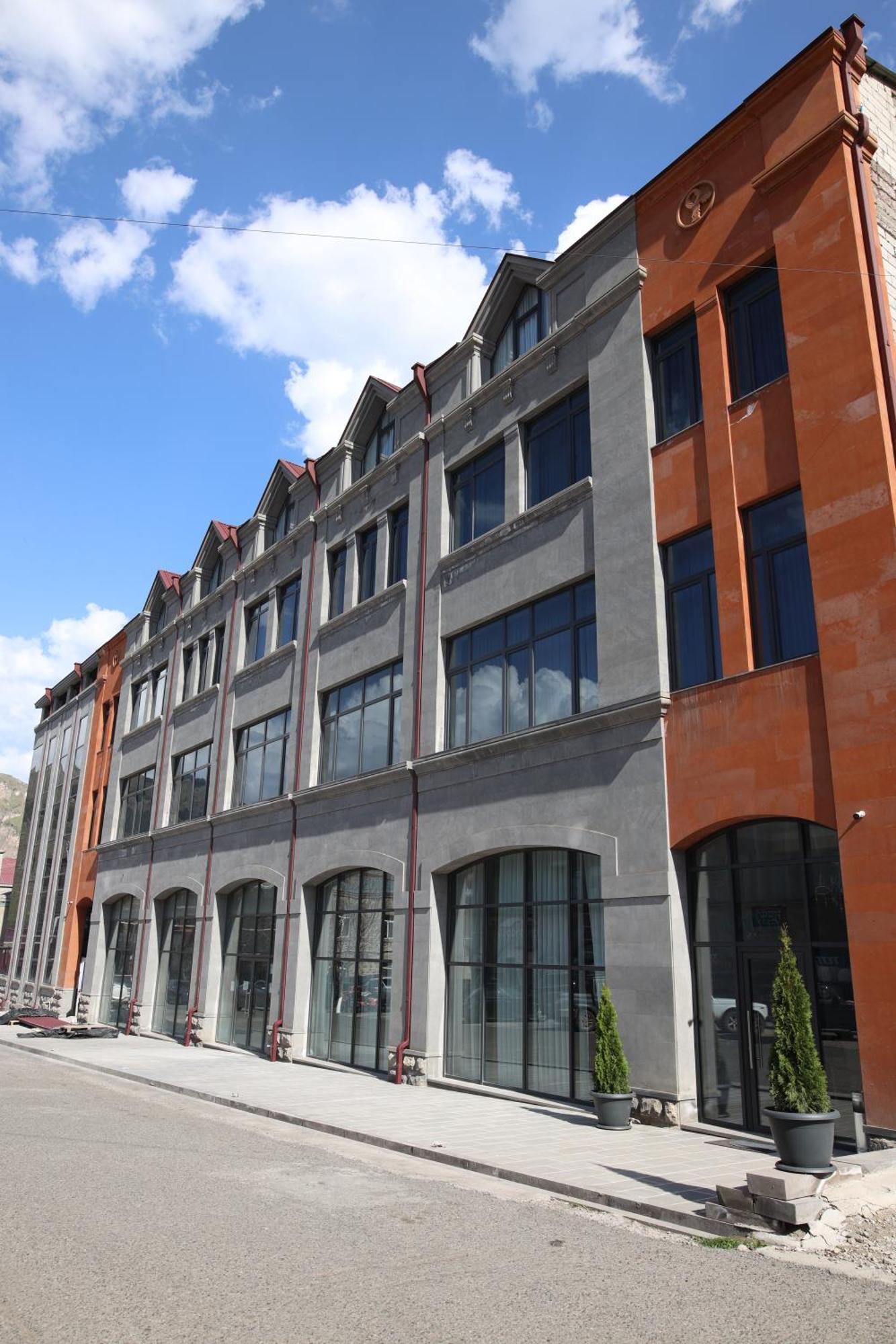 Bmg Hotel By Grigoryans Group Goris Eksteriør billede