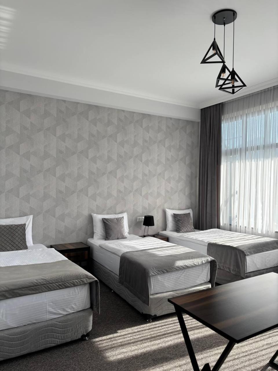 Bmg Hotel By Grigoryans Group Goris Eksteriør billede
